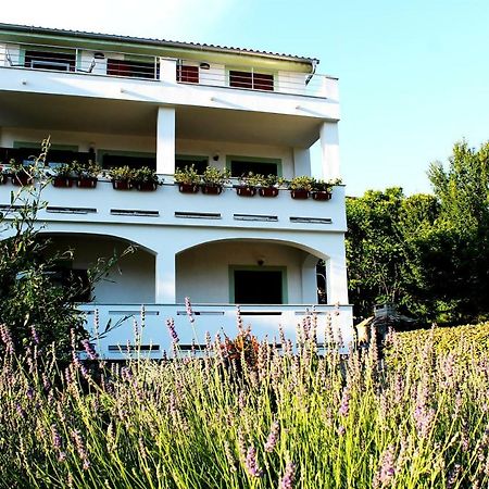 Apartments Frgacic Baška Екстериор снимка