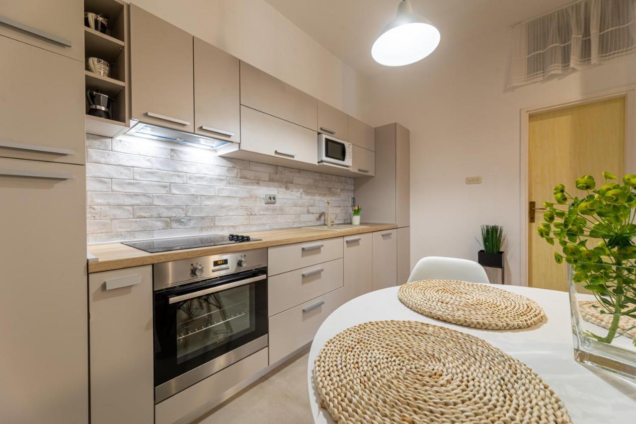 Apartments Frgacic Baška Екстериор снимка
