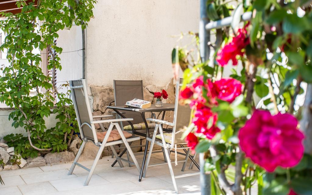 Apartments Frgacic Baška Екстериор снимка