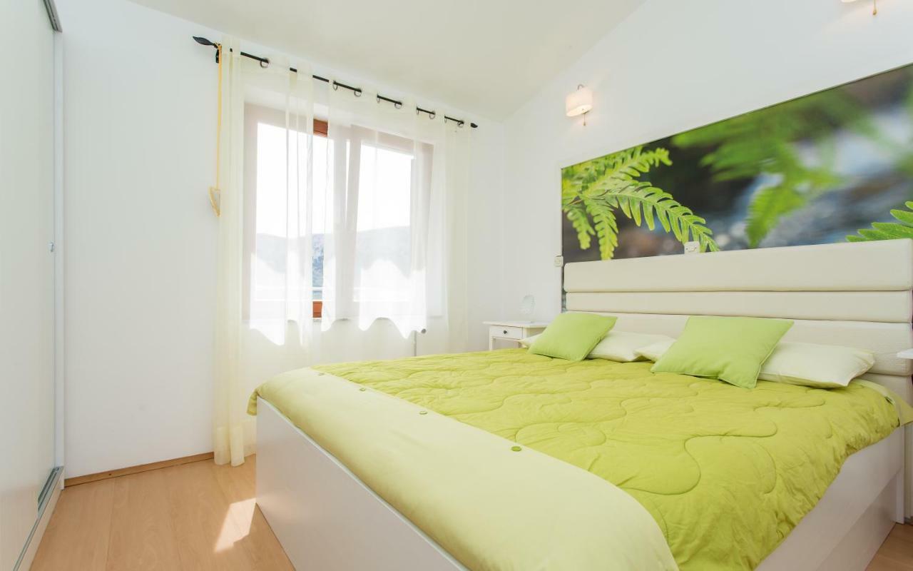 Apartments Frgacic Baška Екстериор снимка