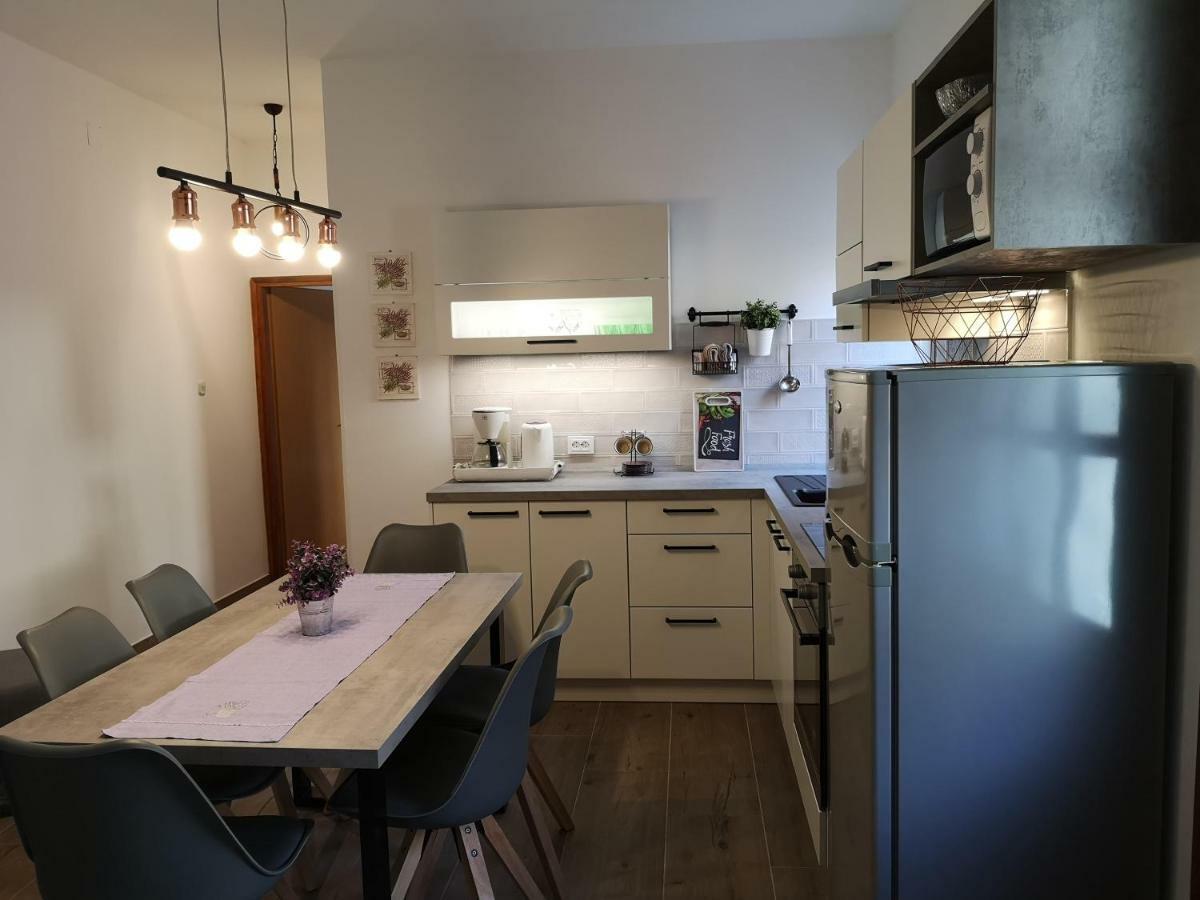 Apartments Frgacic Baška Екстериор снимка